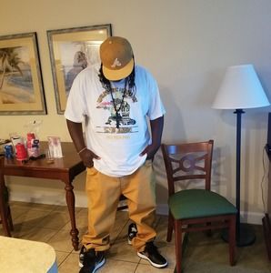 Meet your Posher, Fredrick